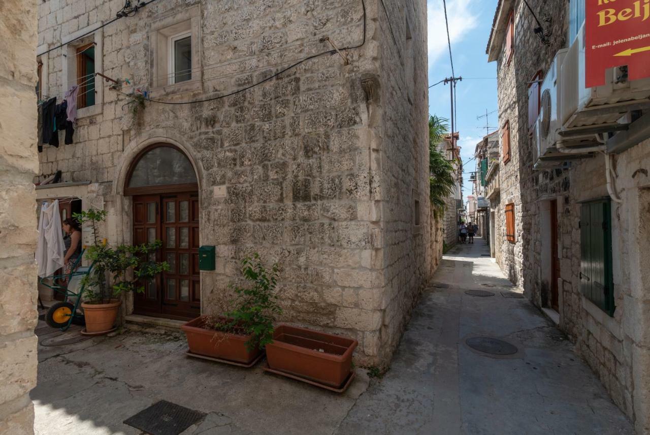 Apartman Škuribanda Trogir Bagian luar foto