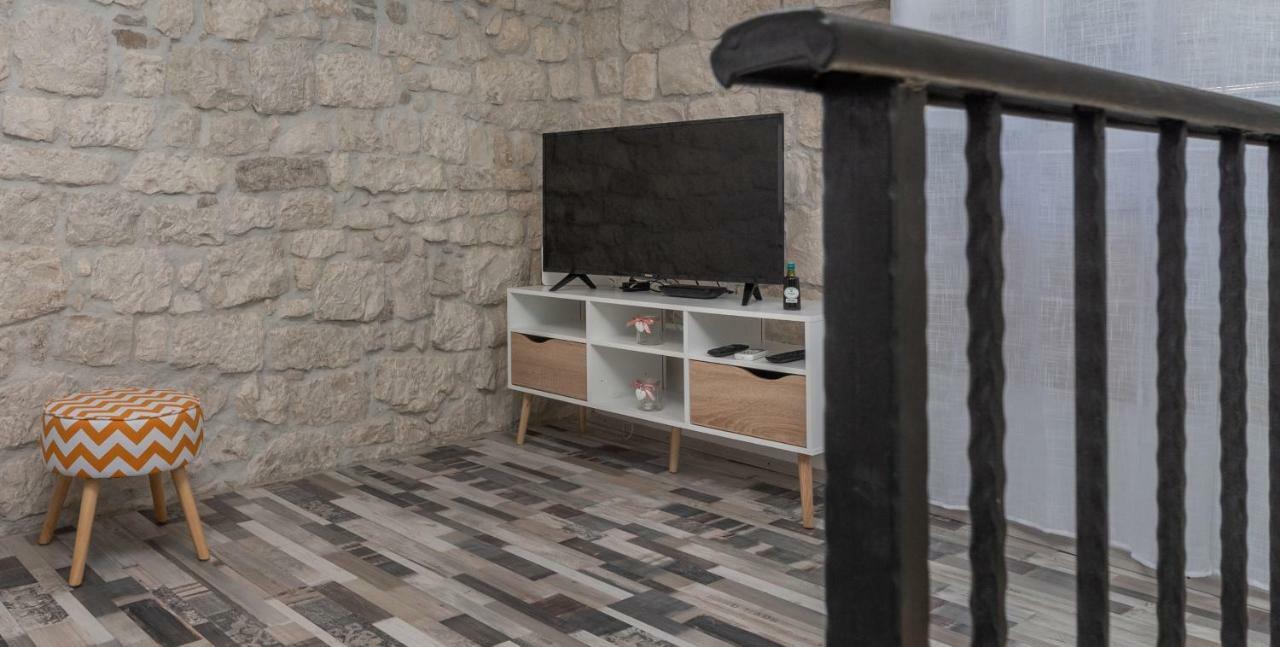 Apartman Škuribanda Apartment Trogir Bagian luar foto